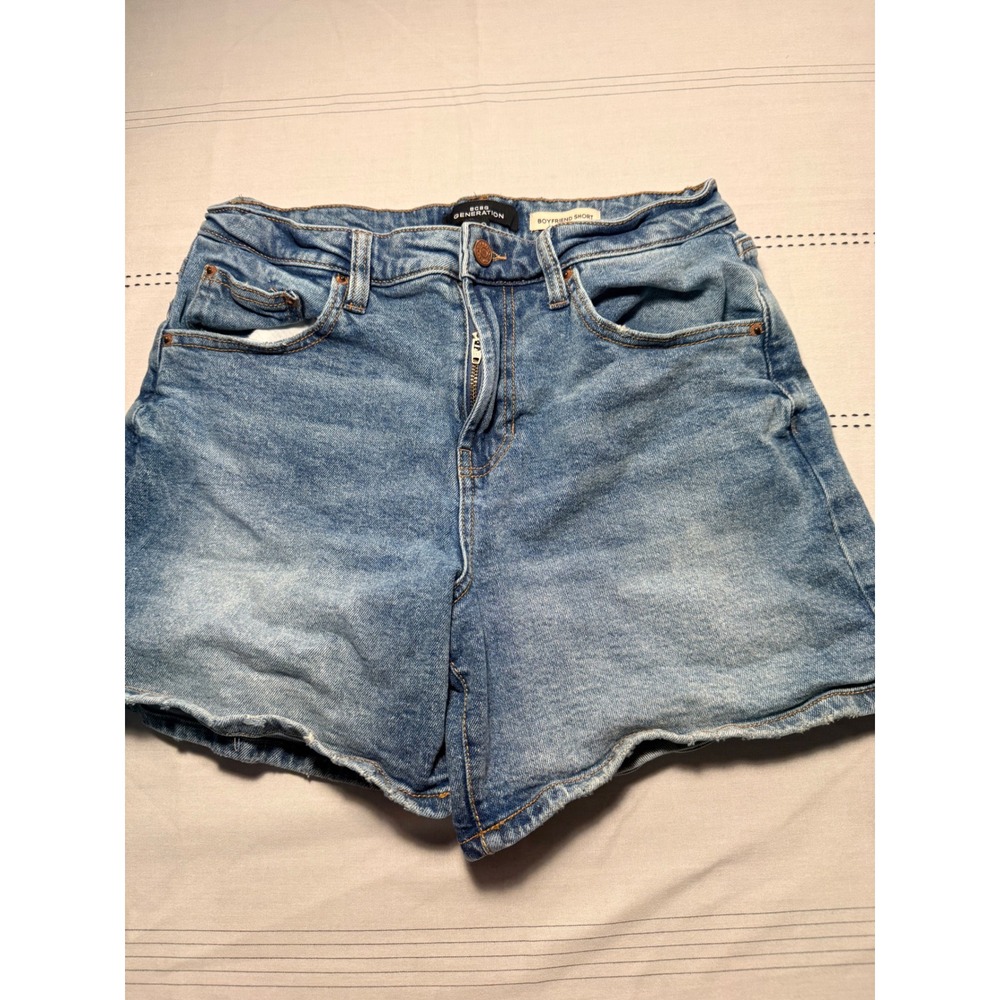 BCBGeneration Womens Boyfriend Shorts Medium Wash Denim Raw Hem Size 9/29